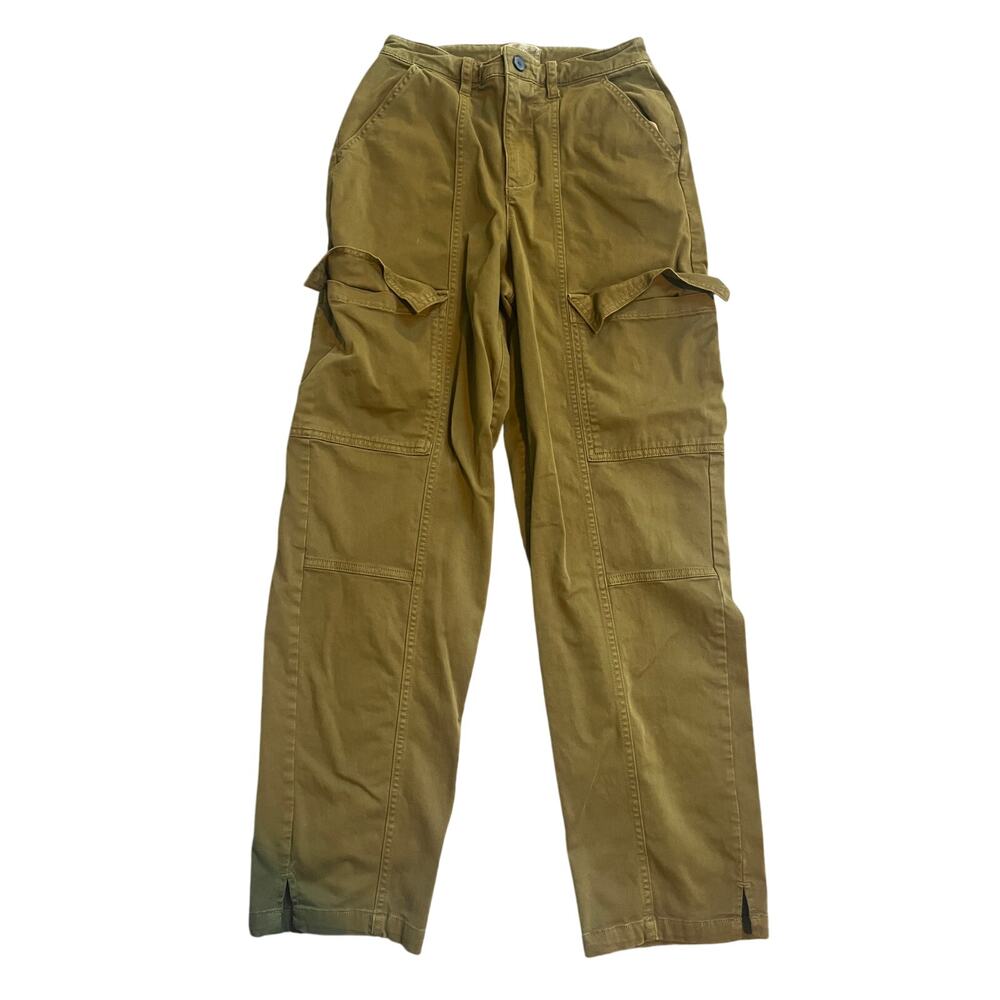 Universal thread oilve/army green cargo pants size 2